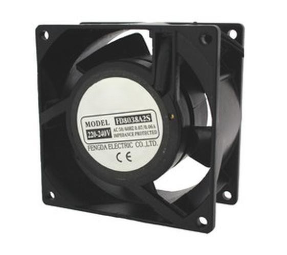 ventilador 80x80 mm, 220vac, cojinetes de fricción, ideal para refrigeración en equipos eléctricos y ventilación de espacios cerrados.